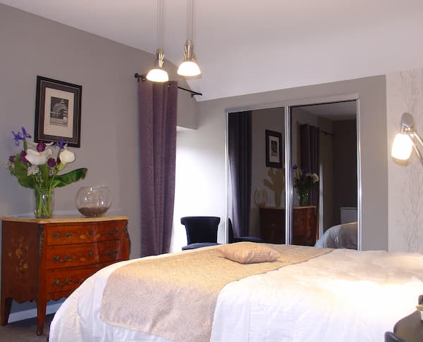 view on the river and the hill - Brittany quality french vacation rentals in morbihan